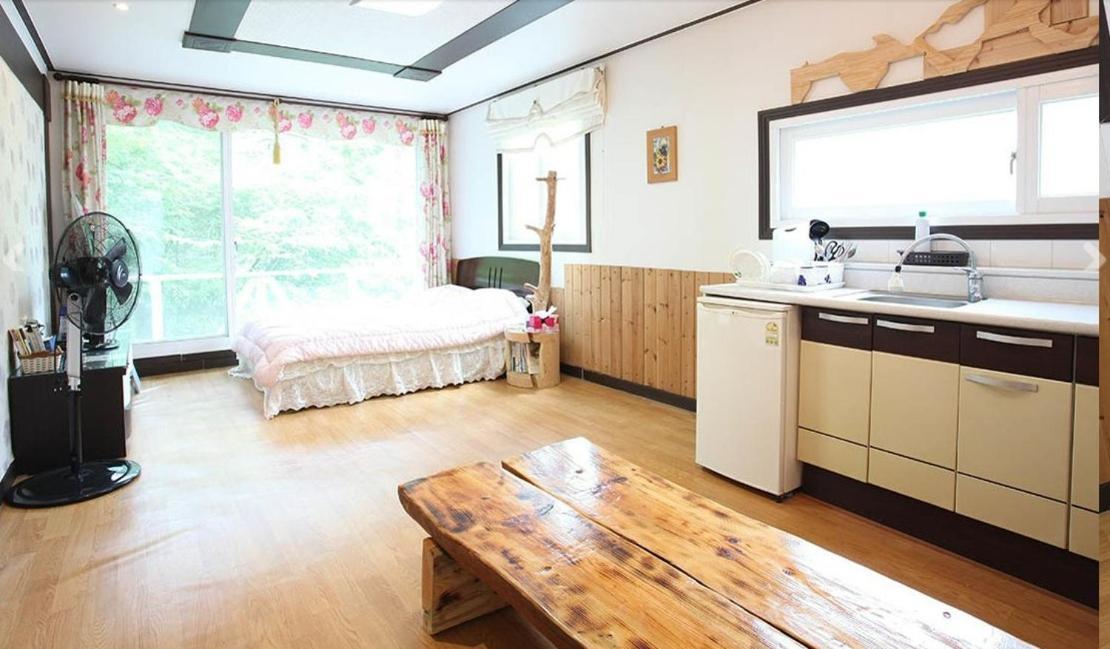 Blue Sky Milky Way Pension Yangyang Esterno foto