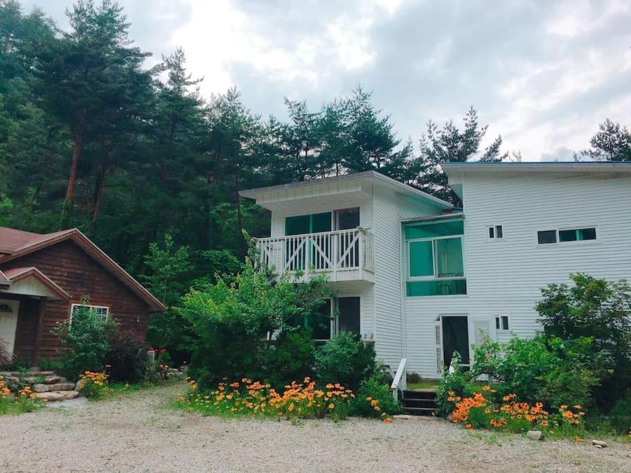 Blue Sky Milky Way Pension Yangyang Esterno foto
