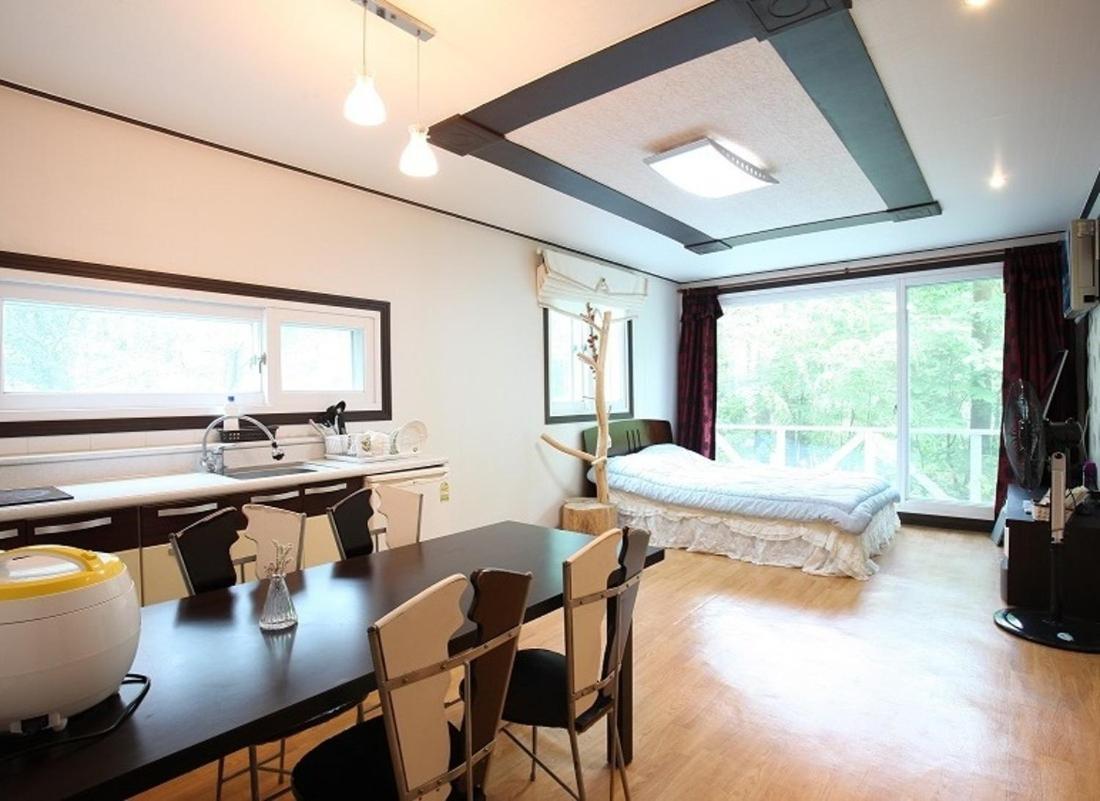 Blue Sky Milky Way Pension Yangyang Esterno foto